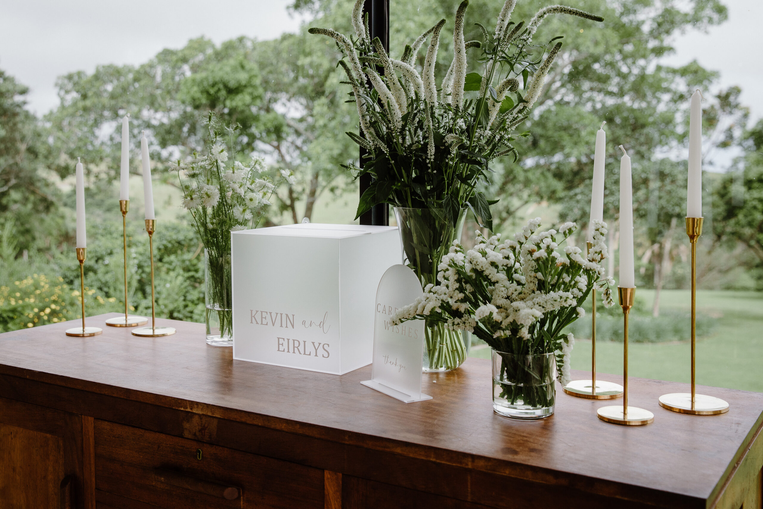Acrylic wedding card box