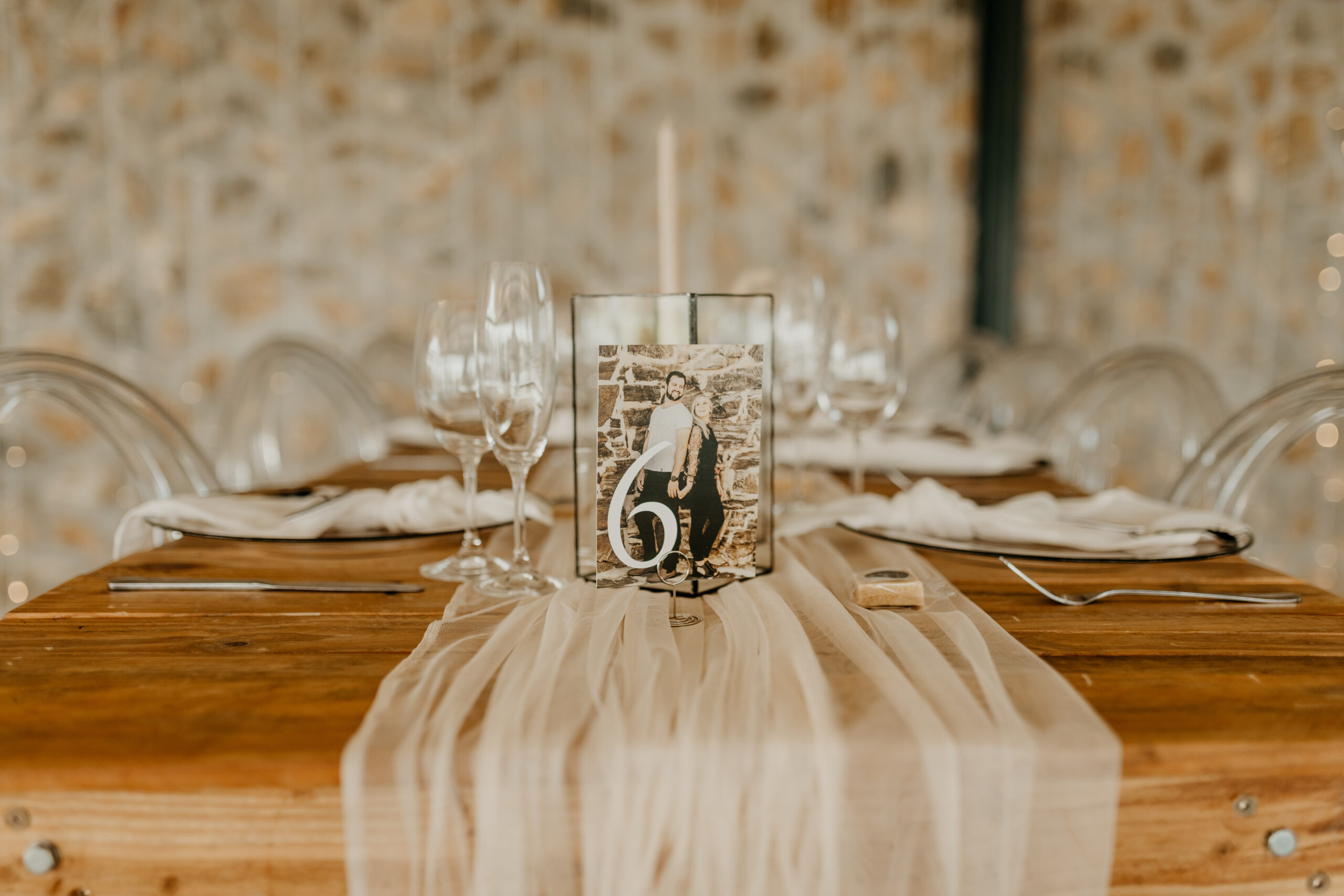 Photo table number